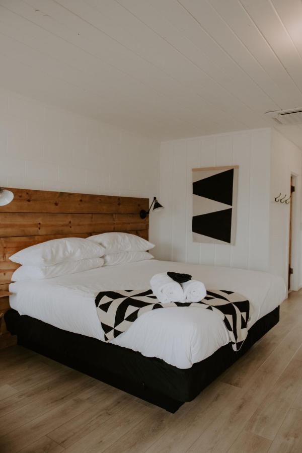Triangle Motel Red Bluff Buitenkant foto