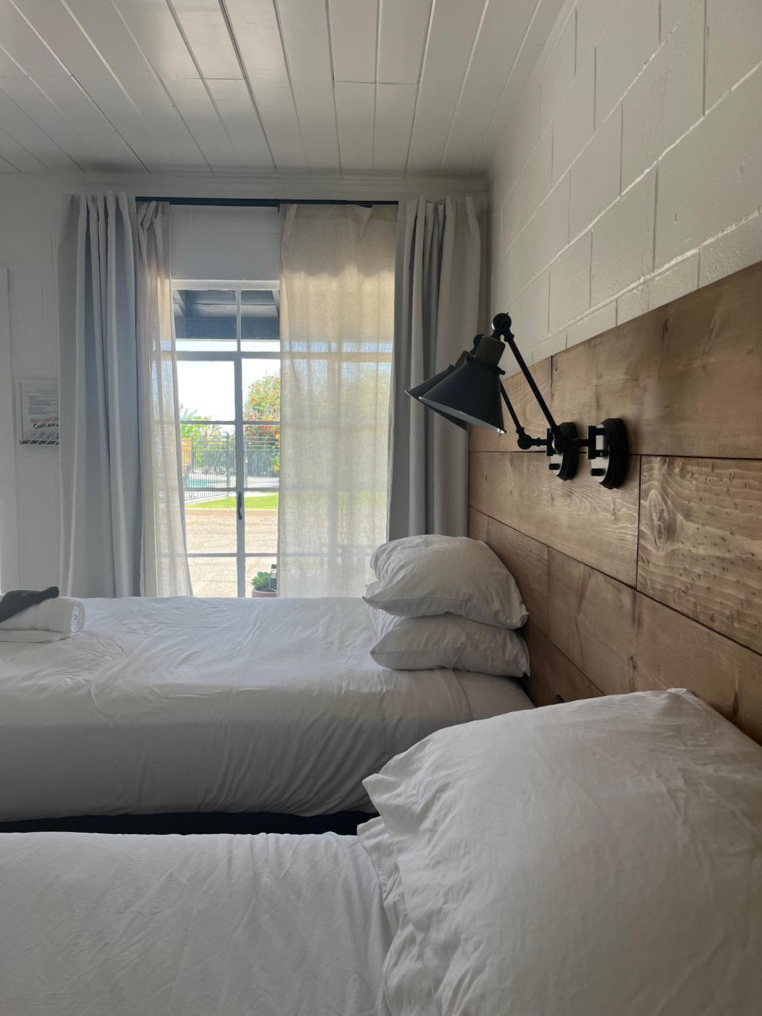 Triangle Motel Red Bluff Buitenkant foto